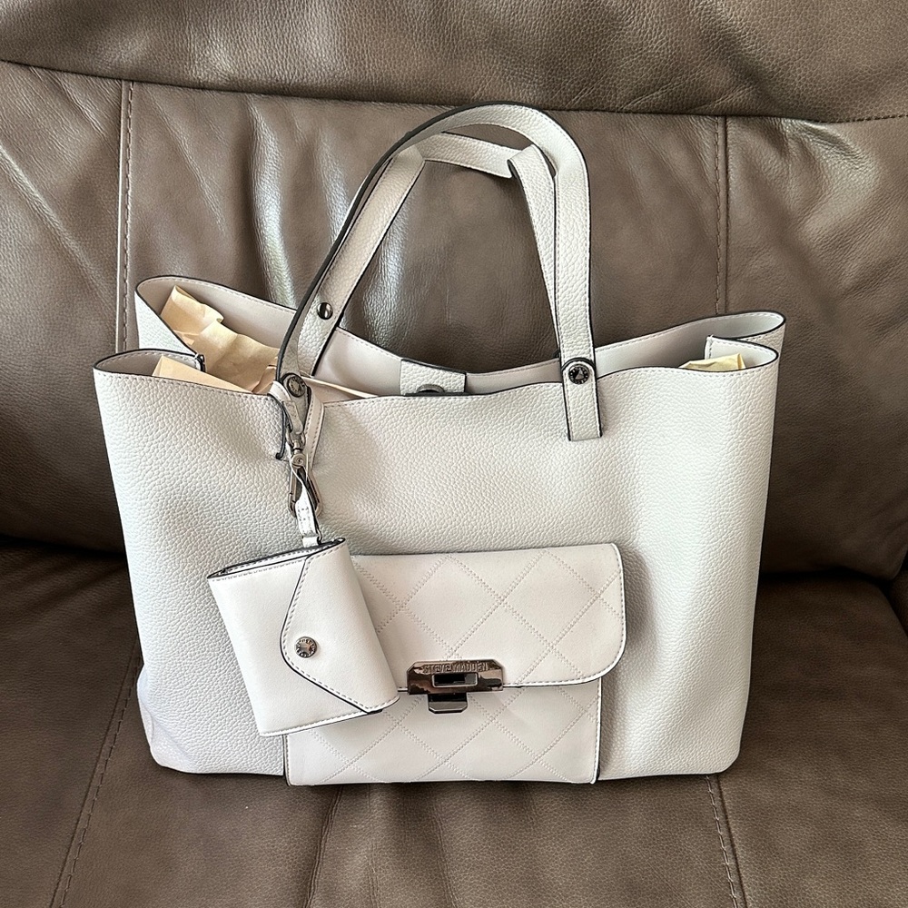 NWT Steve Madden Gray Tote with Matching Wallet